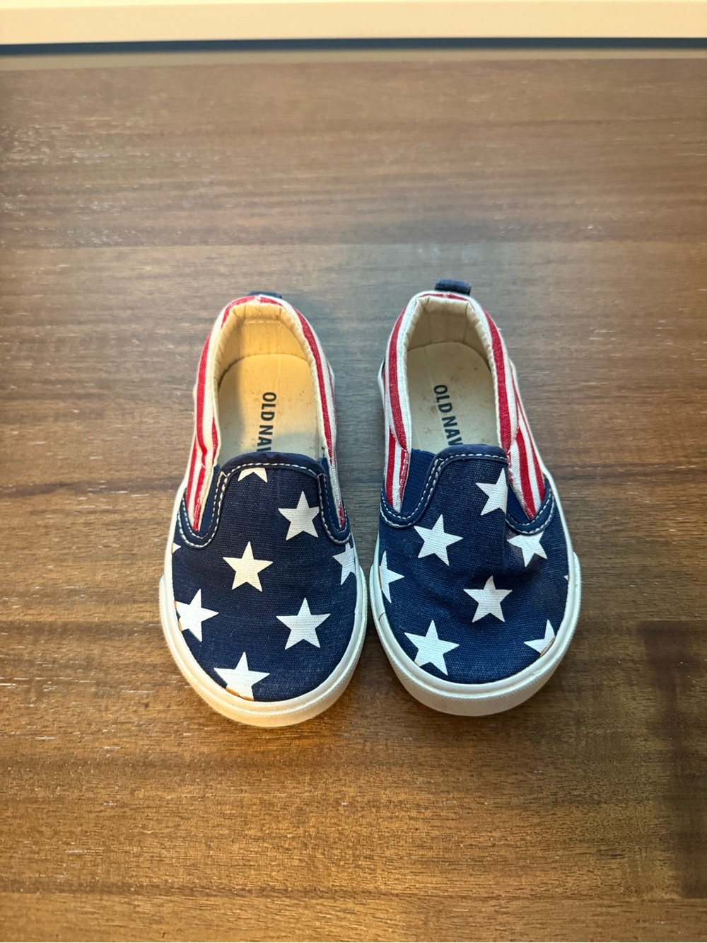 Old Navy Slip-On Stars & Stripes Canvas Sneakers - Toddler 6